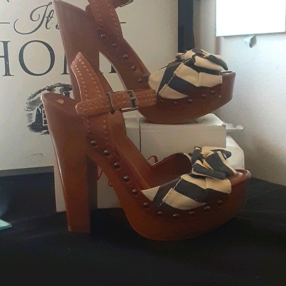 Jessica Simpson Shoes - Jessica Simpson:  sailors striped wood heals